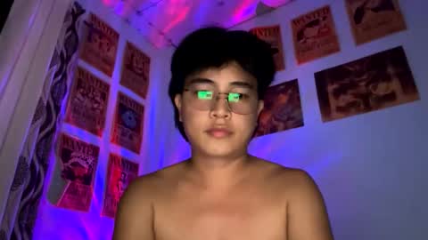 Snapshot of _maxurbate chatting on 01-06-26, 04:32 MAX Dont forget to follow online show from 01-06-26, 04:32