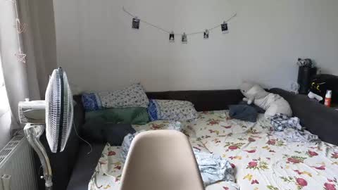  Medaed20  online show from 06-09-26, 08:48