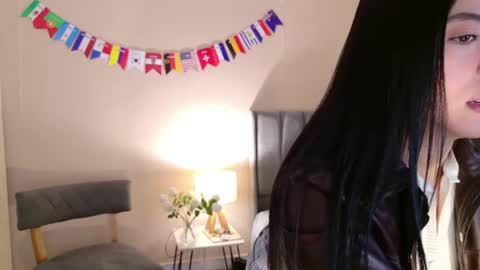 Snapshot of _megaan__ chatting on 06-29-26, 11:54 Megan online show from 06-29-26, 11:54