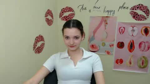 Snapshot of _megasta chatting on 01-07-25, 10:32 Susie online show from 01-07-25, 10:32