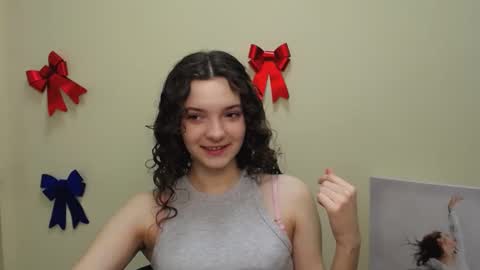 Snapshot of _megasta chatting on 01-08-25, 07:13 Susie online show from 01-08-25, 07:13