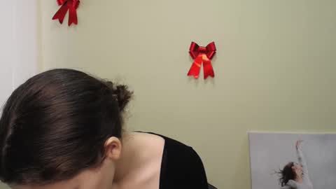 Snapshot of _megasta chatting on 01-12-25, 10:12 Susie online show from 01-12-25, 10:12