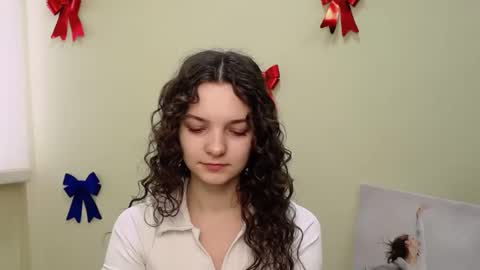 Susie online show from 02-19-25, 07:17