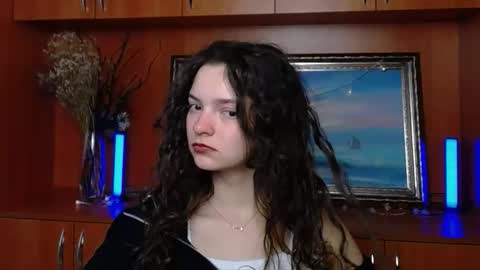 Susie online show from 02-20-26, 07:32