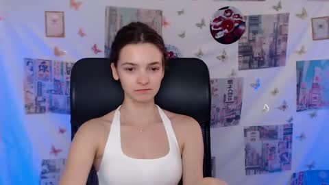 Snapshot of _megasta chatting on 05-04-26, 12:23 Susie online show from 05-04-26, 12:23