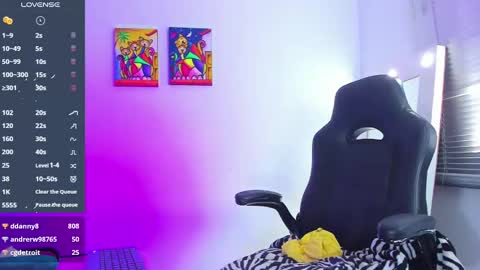 Juli online show from 01-28-25, 01:59