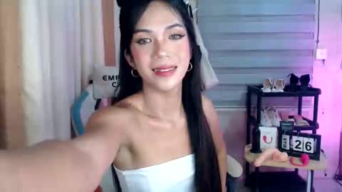 Melly online show from 03-26-26, 11:05