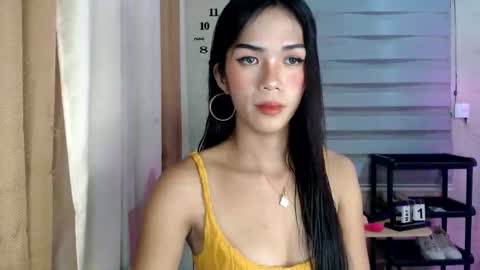 Melly online show from 05-12-26, 10:12
