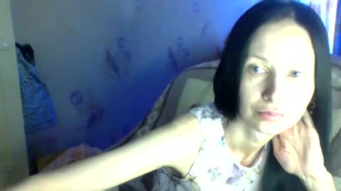Snapshot of _merrry_ chatting on 05-15-26, 01:29 Merry online show from 05-15-26, 01:29