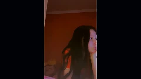 Snapshot of _merrry_ chatting on 05-18-26, 01:50 Merry online show from 05-18-26, 01:50