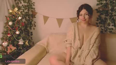 Snapshot of _mia_more chatting on 12-29-24, 01:24 Mia online show from 12-29-24, 01:24