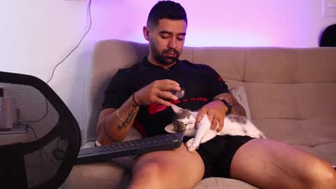 Snapshot of _mikestone chatting on 03-19-26, 02:21 soy mike online show from 03-19-26, 02:21