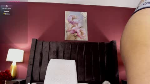 _mila_dyva online show from 06-05-26, 12:00