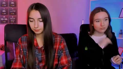 Snapshot of _mila_fire chatting on 12-17-25, 09:59 your Mila online show from 12-17-25, 09:59