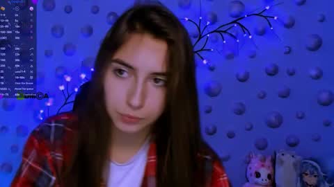 Snapshot of _mila_fire chatting on 12-18-25, 10:54 your Mila online show from 12-18-25, 10:54