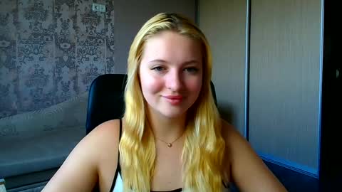 Snapshot of _mila_la_ chatting on 07-02-26, 09:26 Melanie online show from 07-02-26, 09:26