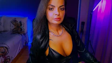 Milani online show from 05-13-26, 05:32