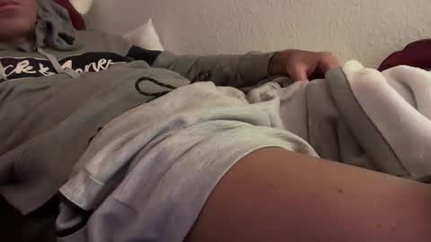 Mark online show from 10-20-25, 04:51