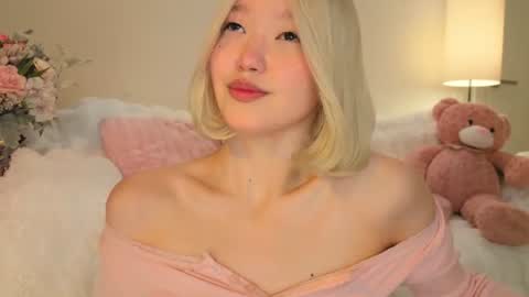 Kim online show from 06-25-26, 05:07