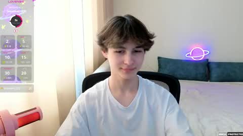 Snapshot of _milway_ chatting on 06-03-26, 02:08 Luka online show from 06-03-26, 02:08