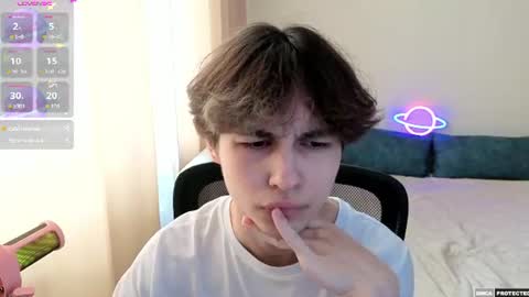 Snapshot of _milway_ chatting on 06-08-26, 02:06 Luka online show from 06-08-26, 02:06