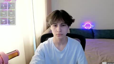 Snapshot of _milway_ chatting on 06-09-26, 02:06 Luka online show from 06-09-26, 02:06