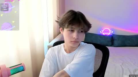 Snapshot of _milway_ chatting on 06-13-26, 04:16 Luka online show from 06-13-26, 04:16