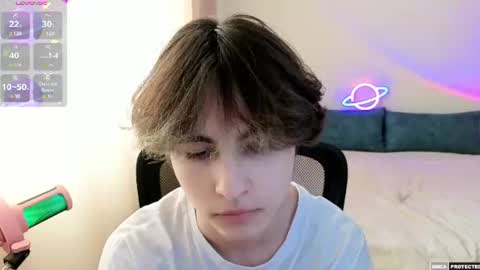 Luka online show from 07-08-26, 01:04