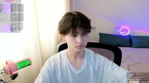 Luka online show from 07-26-26, 02:35