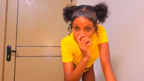 Mimi online show from 04-14-26, 02:56