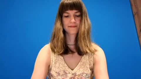 Snapshot of _minnie_boo_ chatting on 05-10-26, 06:46 Boo online show from 05-10-26, 06:46