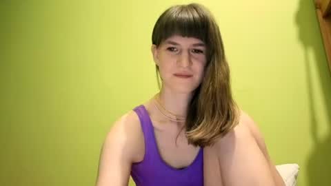 Snapshot of _minnie_boo_ chatting on 06-11-26, 05:33 Boo online show from 06-11-26, 05:33