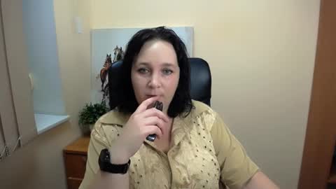 Snapshot of _miranda_sun chatting on 09-23-25, 07:44 Miranda online show from 09-23-25, 07:44
