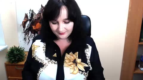 Snapshot of _miranda_sun chatting on 09-30-25, 01:16 Miranda online show from 09-30-25, 01:16