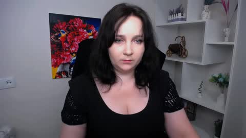Snapshot of _miranda_sun chatting on 05-28-26, 09:39 Miranda online show from 05-28-26, 09:39