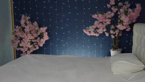 Victoria online show from 04-03-26, 05:49