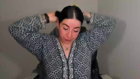 _miss_coco_ online show from 10-01-25, 02:17