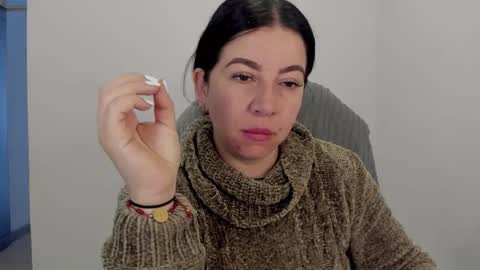 _miss_coco_ online show from 11-10-25, 12:37