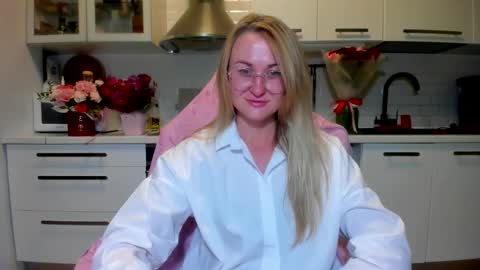 Eva online show from 09-30-25, 08:25