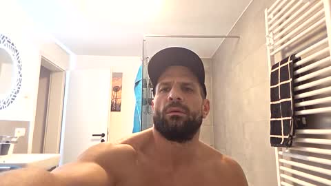 Snapshot of _misterniceguy chatting on 03-21-26, 05:49 BENJI online show from 03-21-26, 05:49