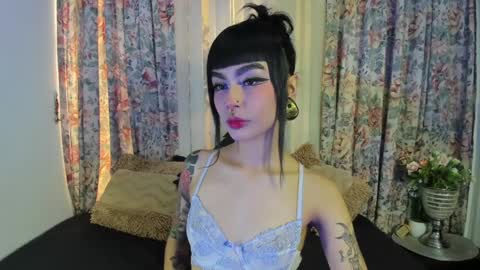 Snapshot of _mizuki chatting on 01-10-25, 03:06 mizuki  online show from 01-10-25, 03:06