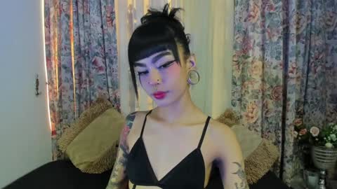 Snapshot of _mizuki chatting on 01-21-25, 02:37 mizuki  online show from 01-21-25, 02:37