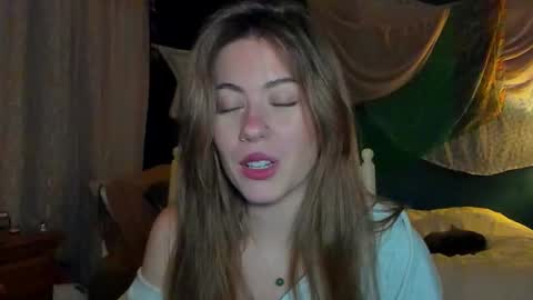 Snapshot of _modestmouse chatting on 11-19-25, 01:49 mouse online show from 11-19-25, 01:49