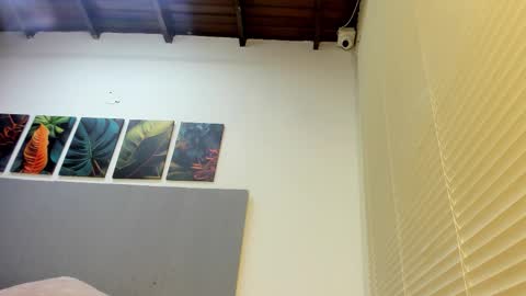 _molly_rosse_ online show from 11-10-25, 11:42