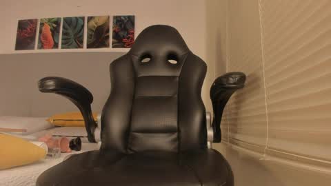 _molly_rosse_ online show from 04-07-26, 12:27