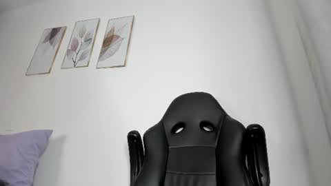 _molly_rosse_ online show from 06-10-26, 11:53
