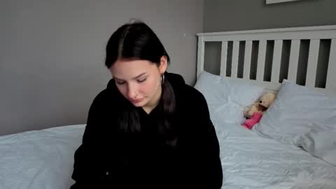 Snapshot of _mommy_casual_ chatting on 11-09-25, 02:21 Karina online show from 11-09-25, 02:21