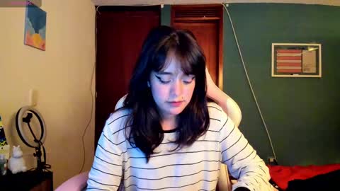 Snapshot of _moon_cake_ chatting on 02-18-25, 01:54 Next stream 950 pm Colombia time xd online show from 02-18-25, 01:54