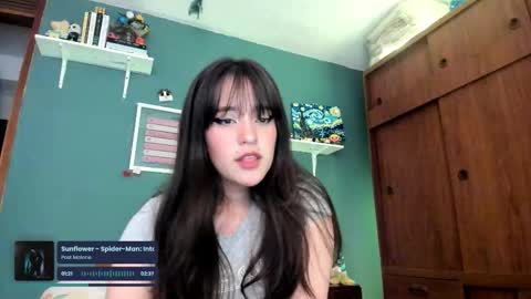 Snapshot of _moon_cake_ chatting on 10-10-25, 05:17 Next stream 950 pm Colombia time xd online show from 10-10-25, 05:17