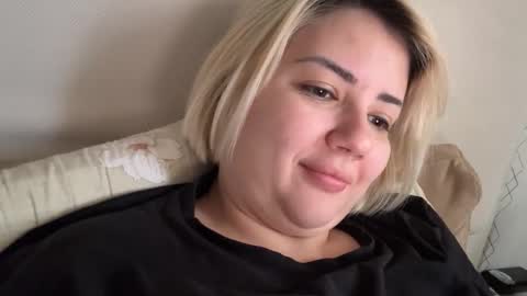 Francine Aisi Morpho - a genus of blue butterflies. online show from 12-20-25, 09:49